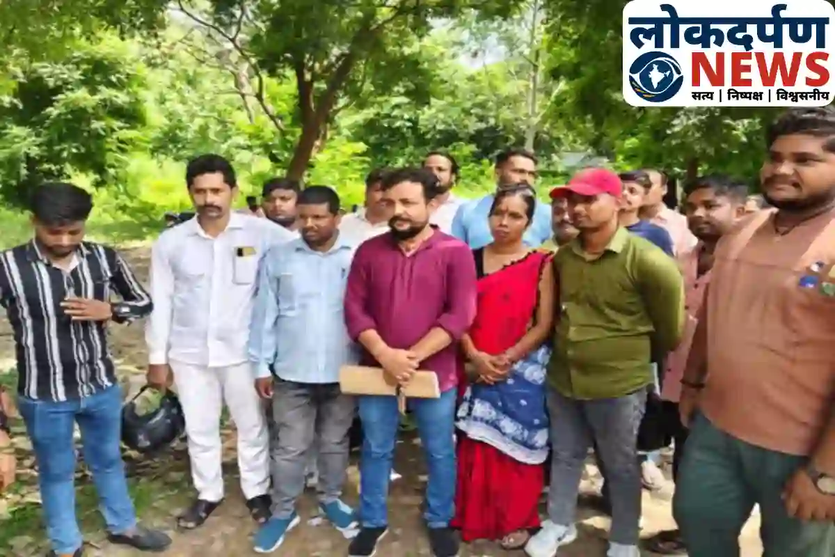 Gorakhpur me private bank ke naam par crore ki thagi, Nepal bhage teen partner