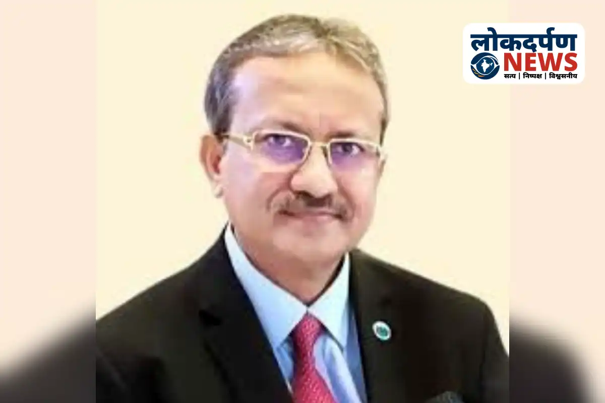 AIIMS Gorakhpur chairman Dr. Hemant Kumar inspecting hospital facilities
