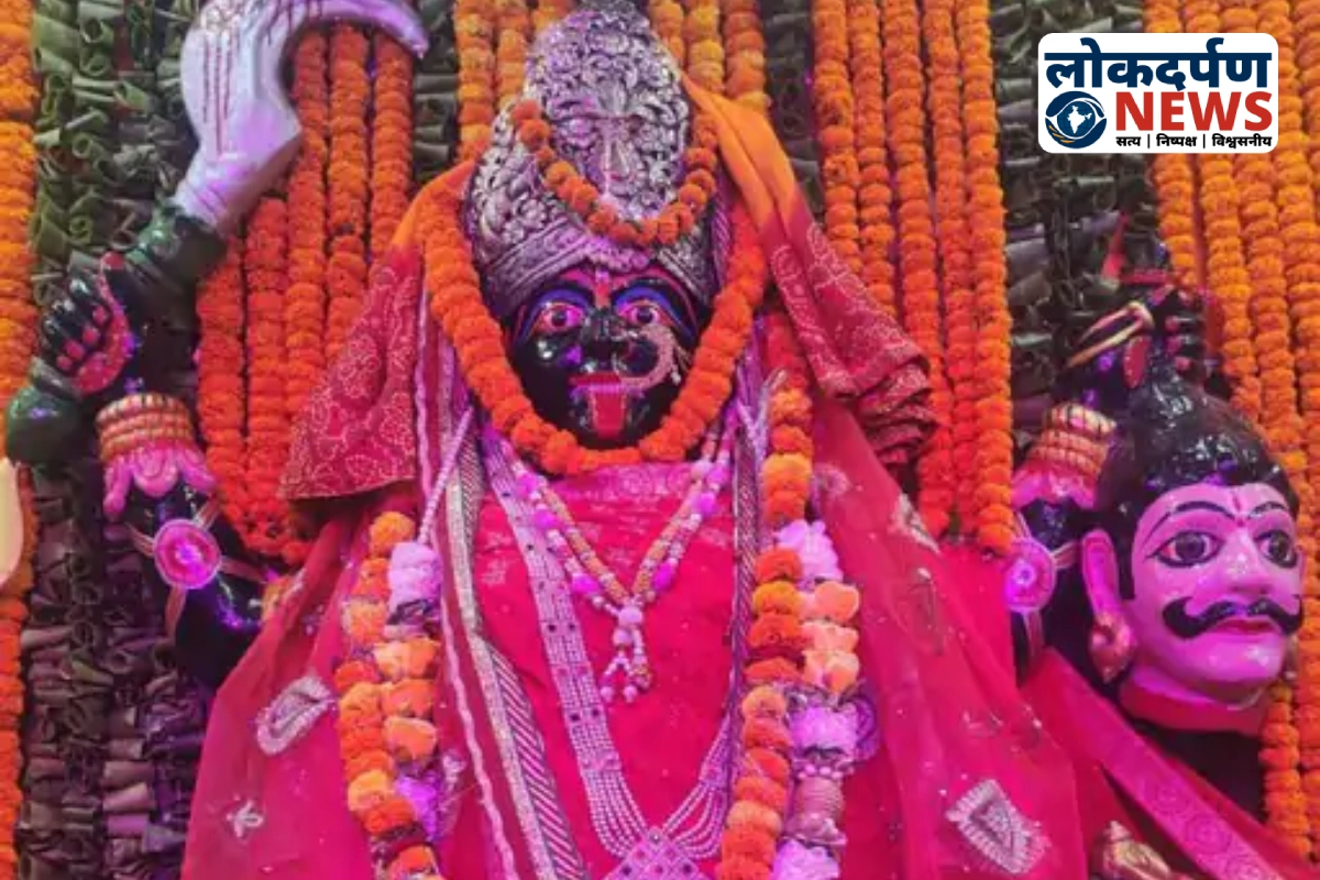 Decorated temples and pandals for Gorakhpur Navratri 2025 celebrations- Gorakhpur News