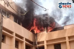 गोरखपुर के एमएमएमयूटी की लाइब्रेरी में आग: लैपटॉप और कंप्यूटर जलकर राख, आधे घंटे में पाया काबू
