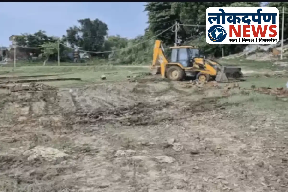 GDA bulldozer action against illegal colonies in Gorakhpur flood zone