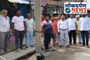 Gorakhpur News : धुरियापार में पिकप ने बिजली पोल को मारी टक्कर