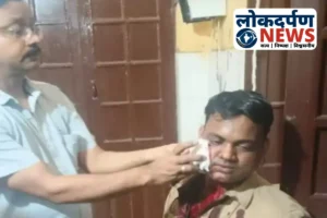 गोरखपुर में गश्त के दौरान हमला: दरोगा के चेहरे पर ब्लेड, सिपाही को लाठियों से पीटा, एम्स रेफर