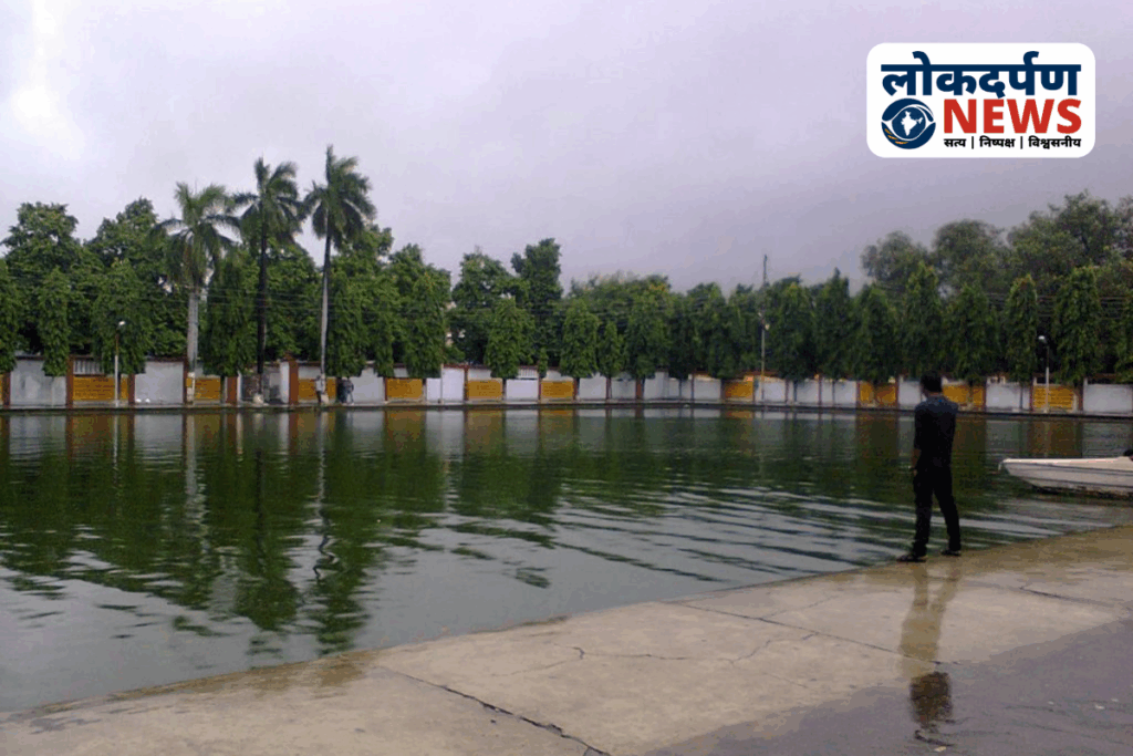 heem Kund inside Gorakhnath Mandir Gorakhpur – Historical Water Tank