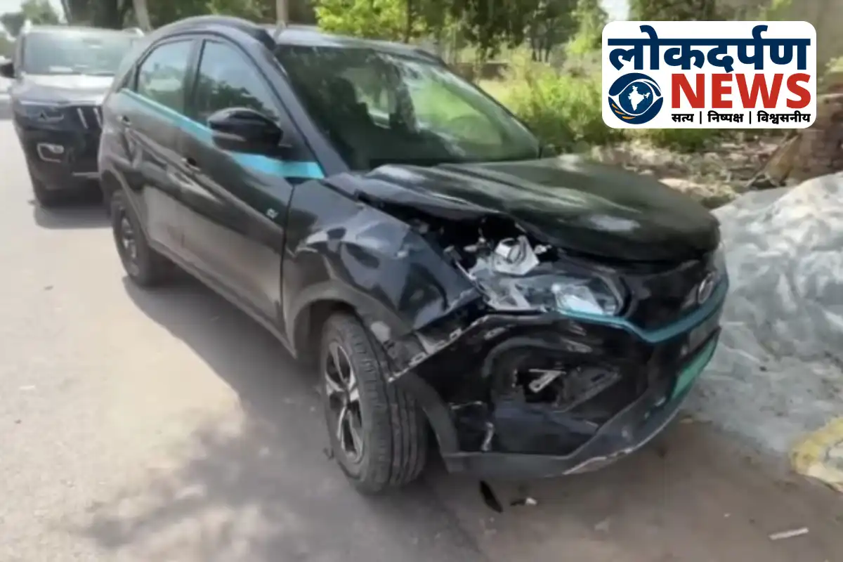 Damaged Tata Nexon car after accident in Agra with emergency responders on site | UP News