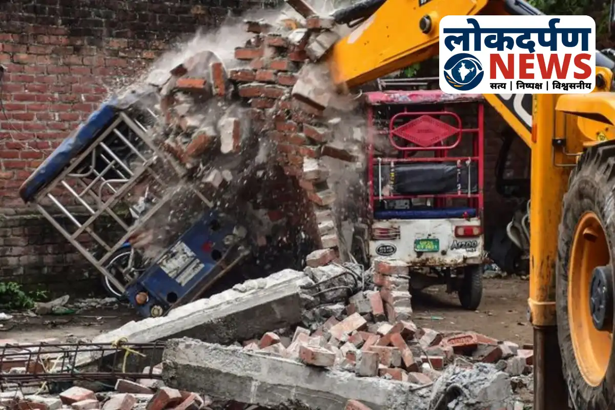 Demolition of houses in Bareilly, residents protesting | UP News