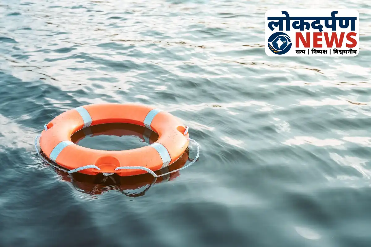 Father watches helplessly as his 15-year-old cricketer son drowns in Gorakhpur boat accident | Gorakhpur News