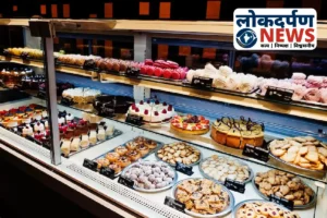 Gorakhpur News : गोरखपुर में बेकरी पर मनबढ़ों का हमला, दुकान मालिक को पीटा, महिला ने बोतलें चलाकर किया बचाव, CCTV में कैद हुई पूरी वारदात