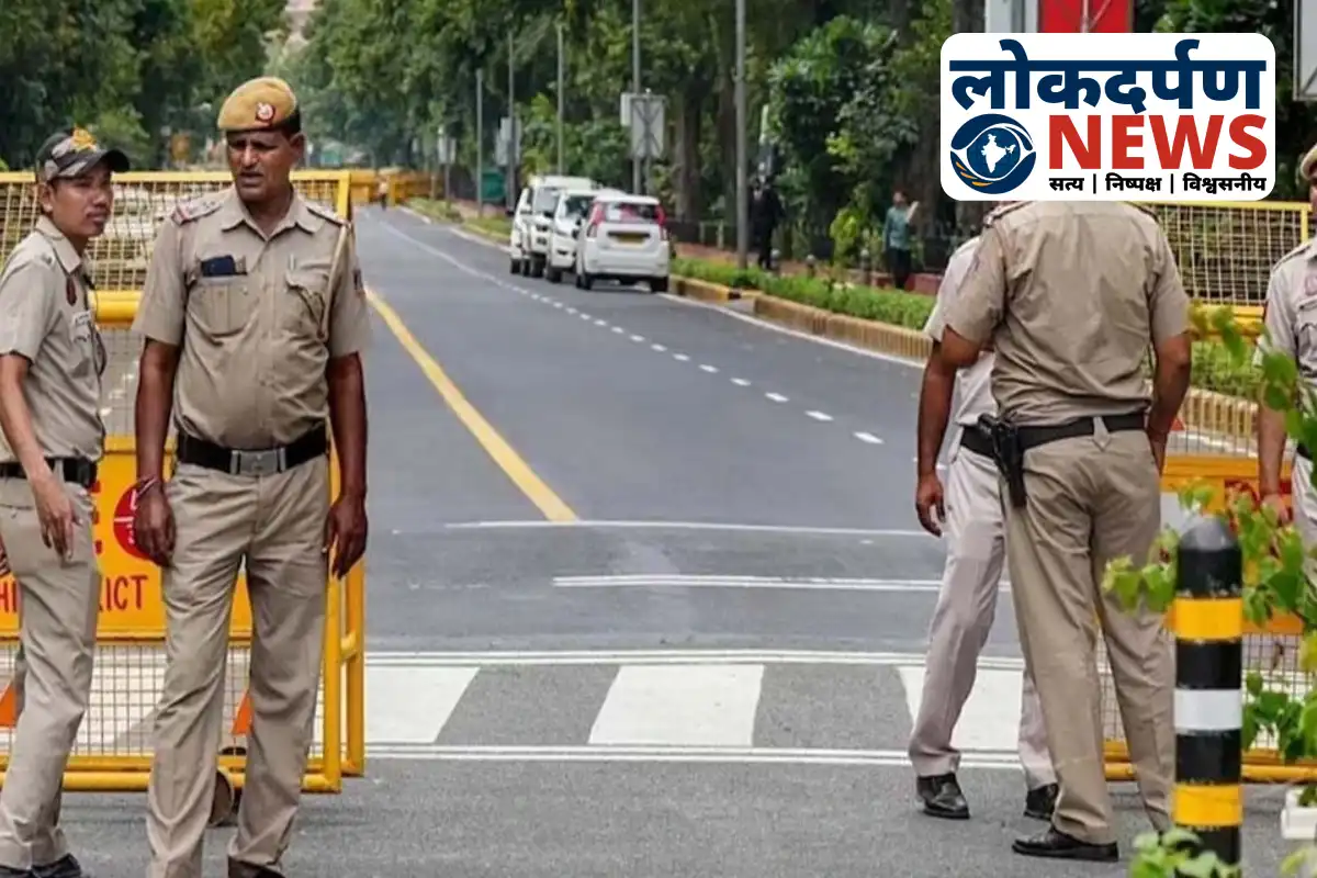 Police team at encounter site in Delhi | Bihar News