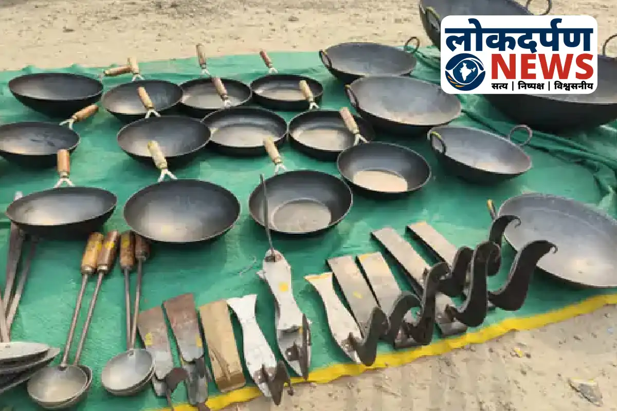 Rajasthan artisans selling handmade iron utensils in Gorakhpur | Gorakhpur News