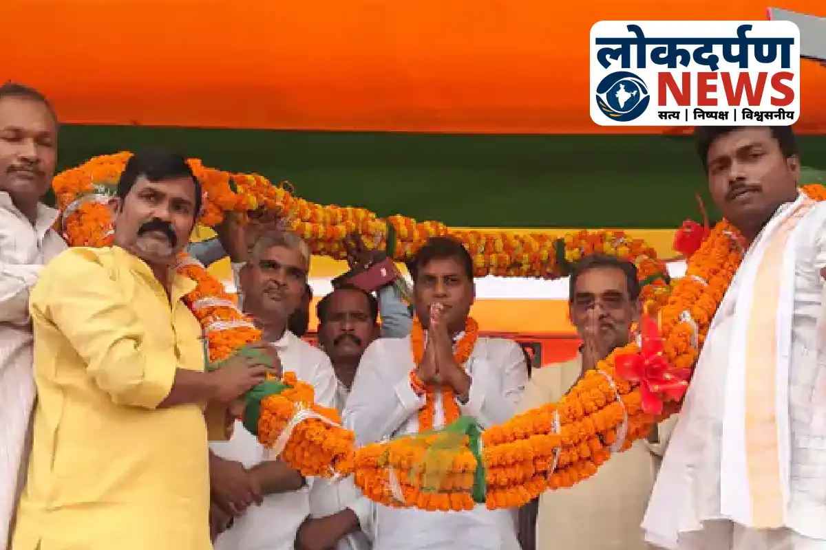 Upendra Kushwaha speaking in Rajpur rally in support of JDU candidate Santosh Kumar Nirala | Bihar News