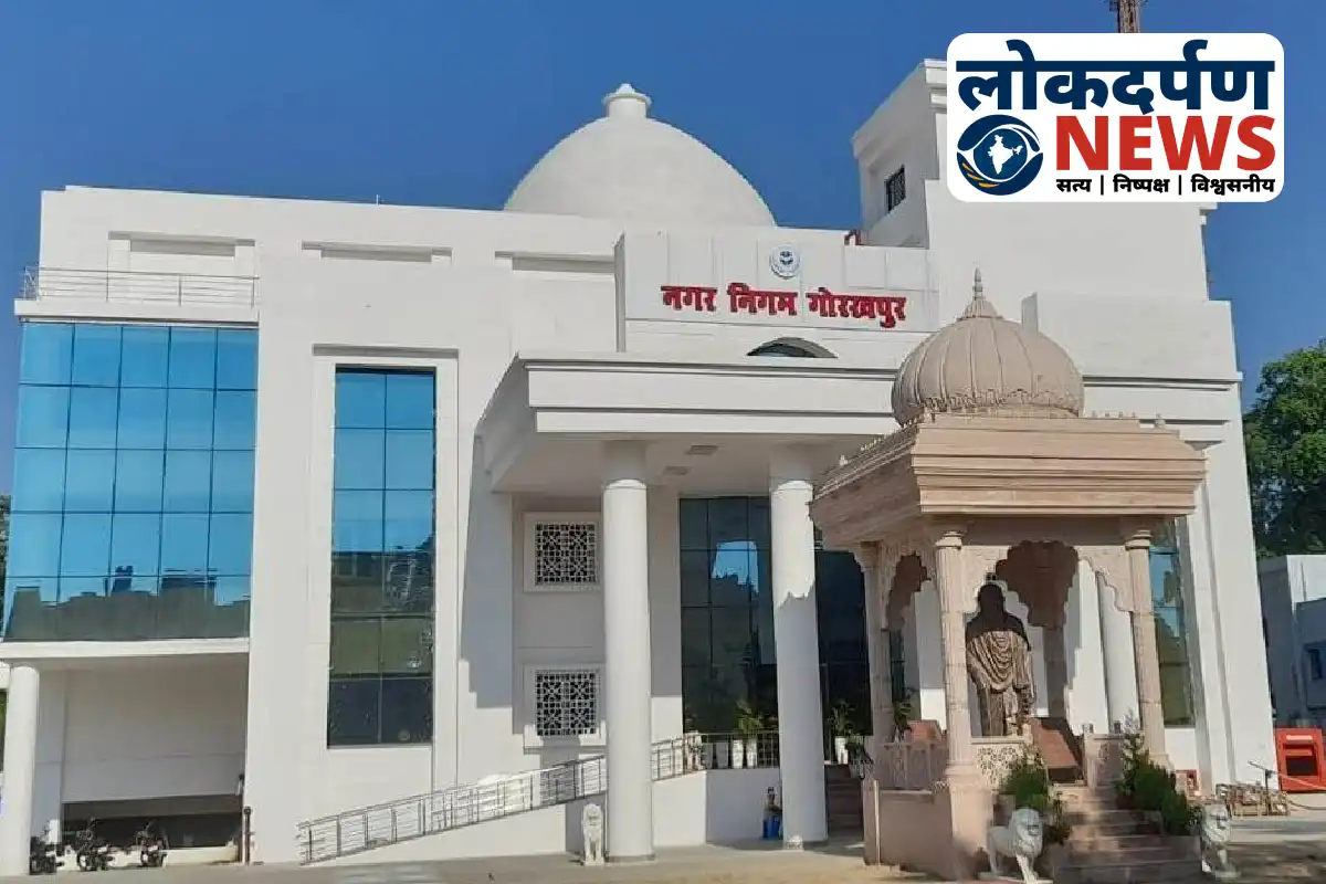 Officials in Gorakhpur discussing Swachh Bharat Mission sanitation review meeting | Gorakhpur News