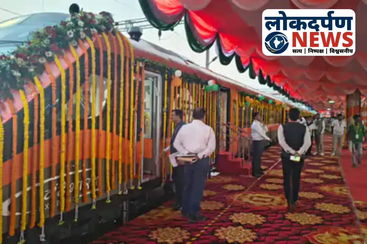 PM Modi flags off four new Vande Bharat Express trains from Varanasi