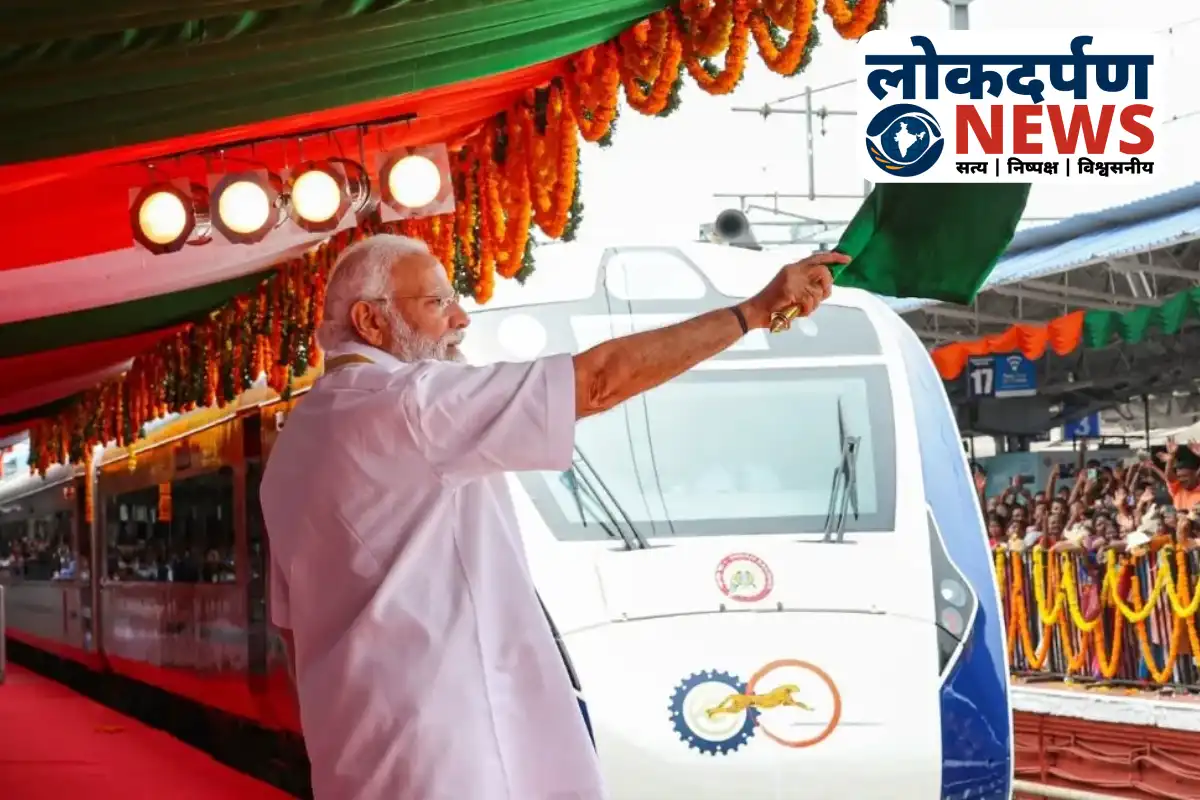 PM Modi in Kashi flags off four new Vande Bharat Express trains and delivers speech in Bhojpuri
