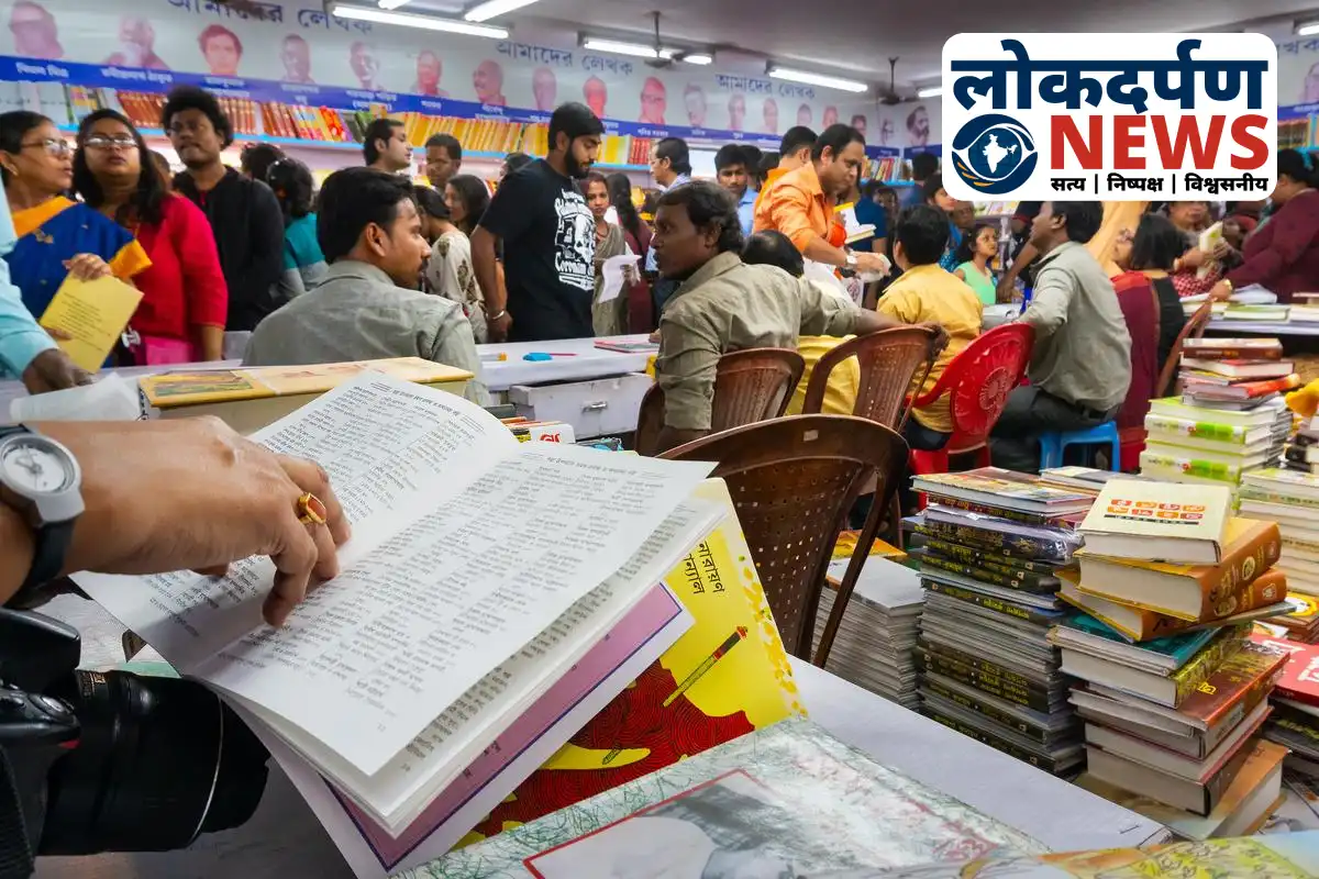 Readers exploring books at Gorakhpur Book Festival | Gorakhpur News