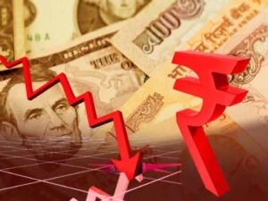 रुपये ने पहली बार 93 प्रति डॉलर का स्तर तोड़ा, गिरकर 93.08 पर पहुंचा